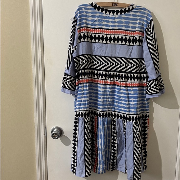 THML DRESS - Picture 2 of 6